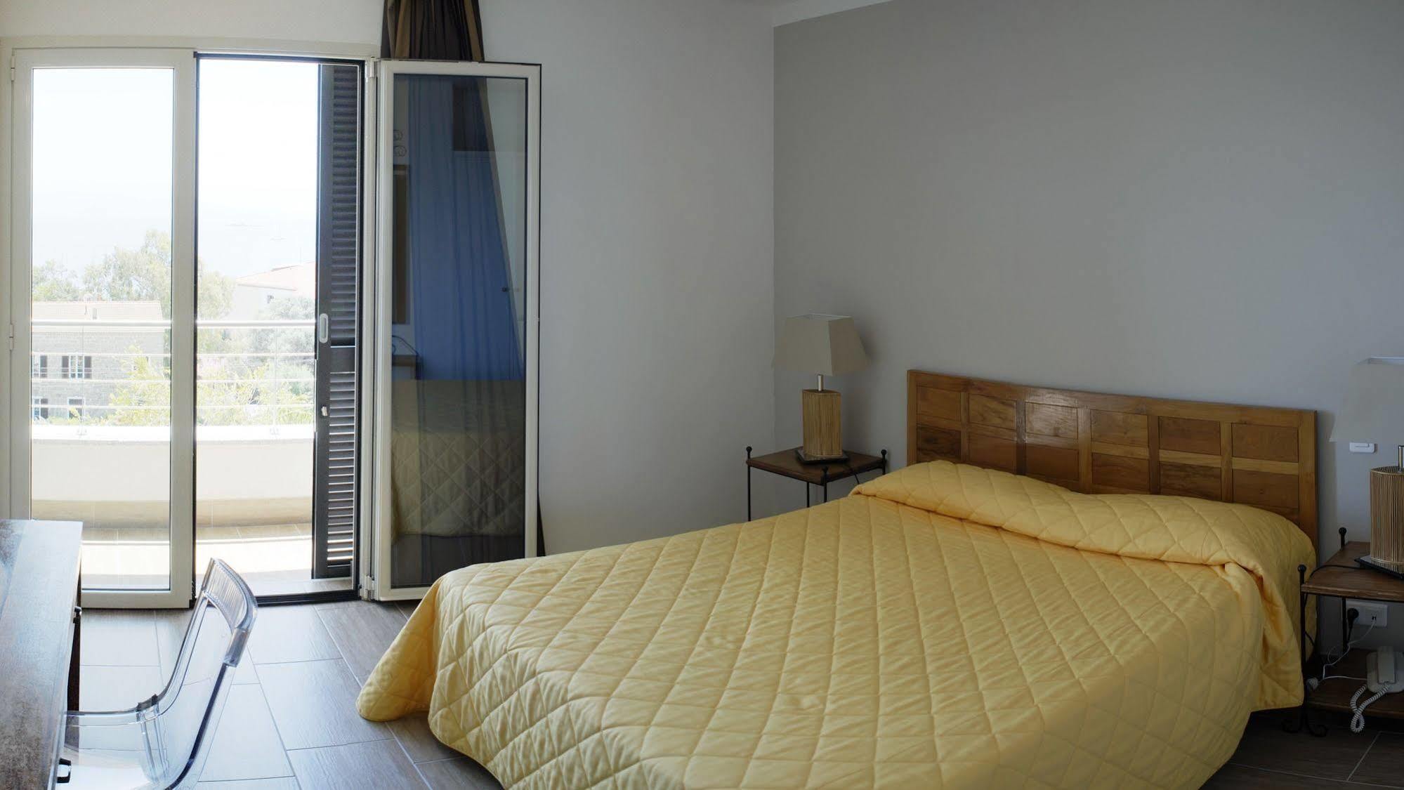 Hotel Les Eucalyptus Porto Pollo Zewnętrze zdjęcie